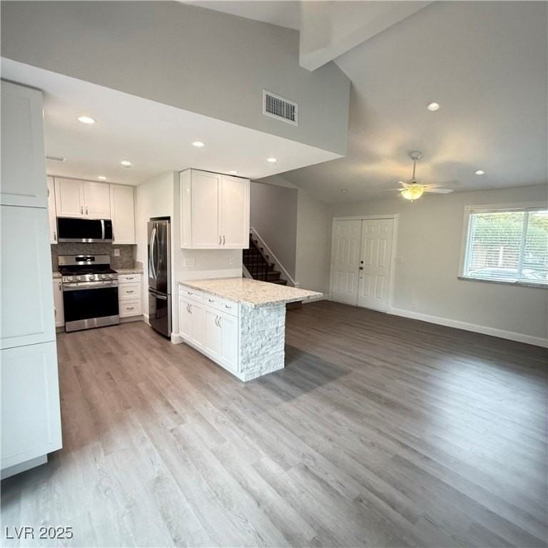 508 Woodcrest Ct - Photo 5 of 44