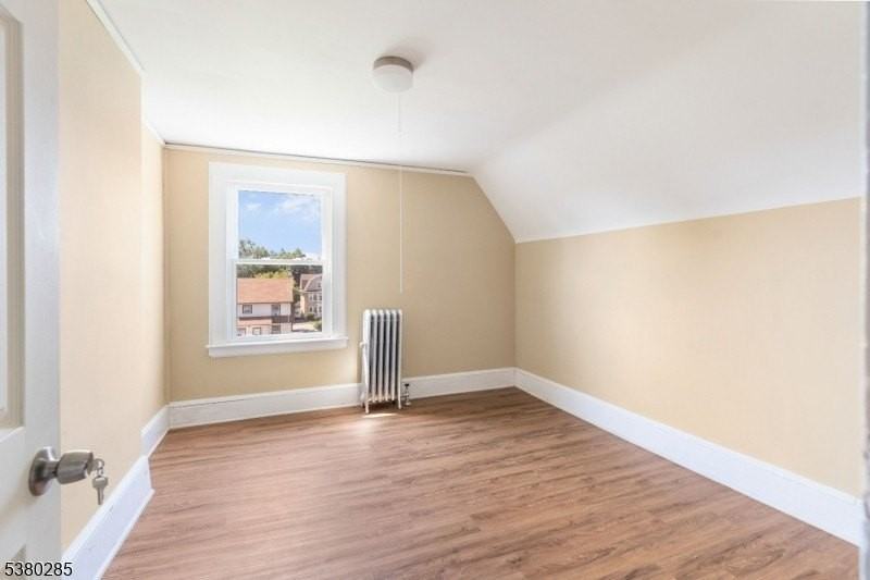 22 Swaine Pl - Photo 2 of 26