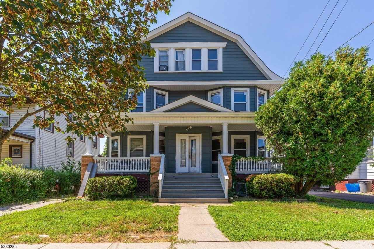 22 Swaine Pl - Photo 3 of 26