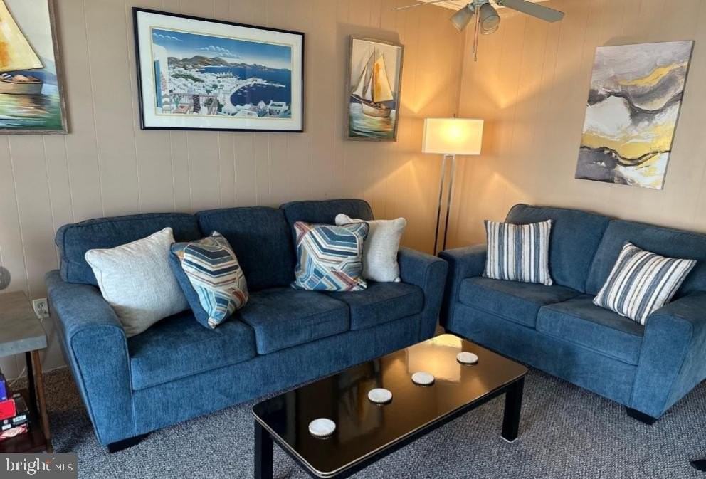 8908 Rusty Anchor Rd - Photo 4 of 15