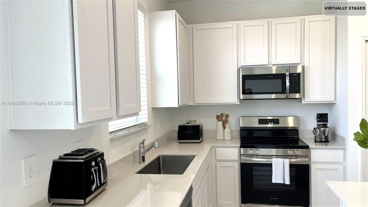 2653 Skyline Loop #2653 - Photo 4 of 19