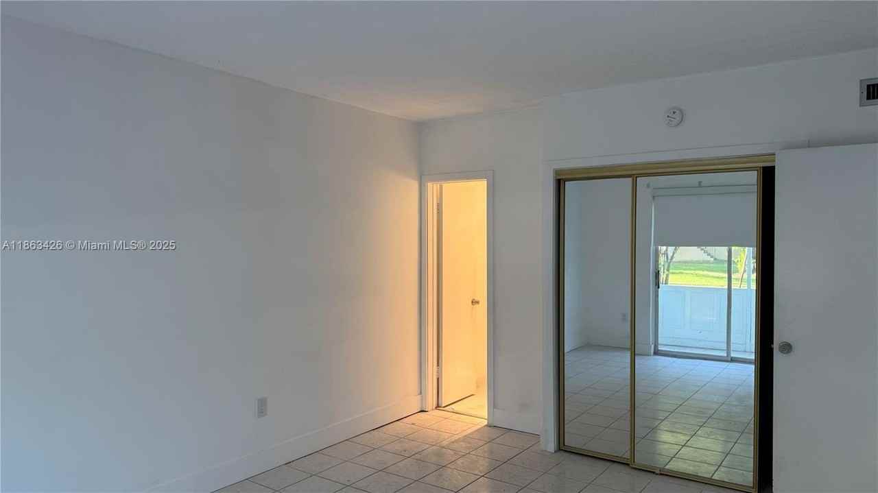 2950 Ne 201st Ter #E102 - Photo 5 of 9