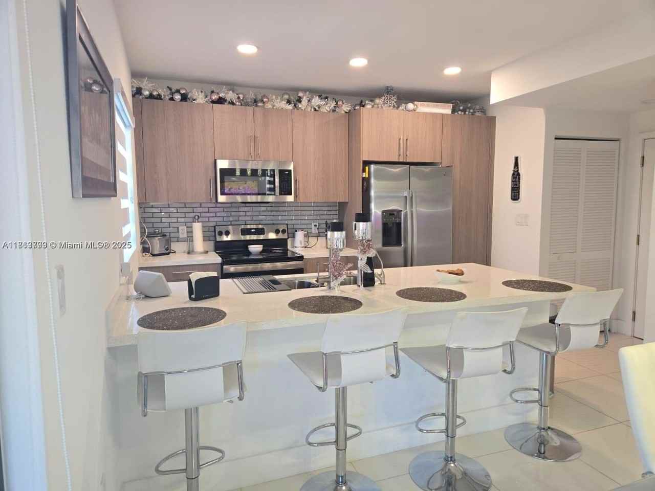 249 Nw 12th Ct #0 - Photo 6 of 26