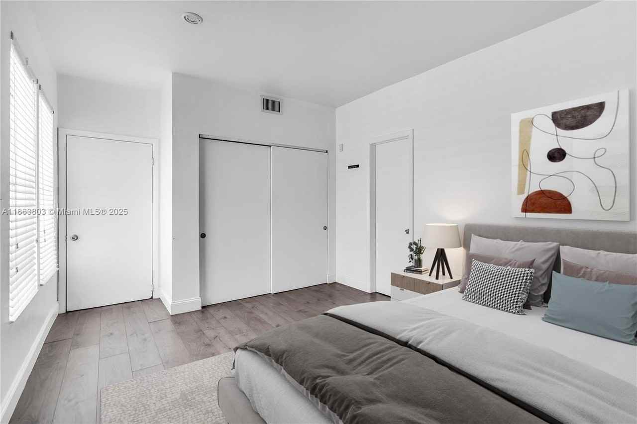 737 Jefferson Avenue #102 - Photo 4 of 34