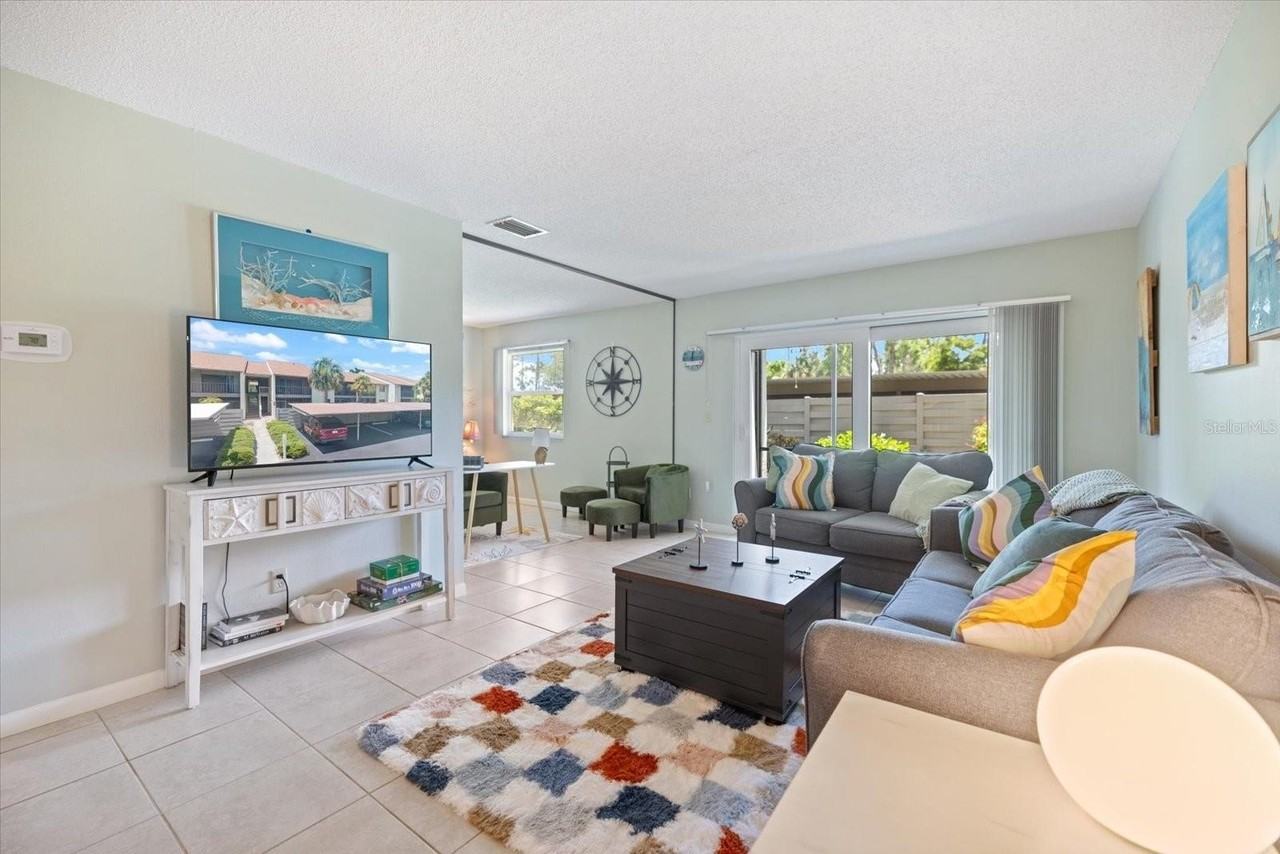 634 Bird Bay Dr E #103 - Photo 7 of 39