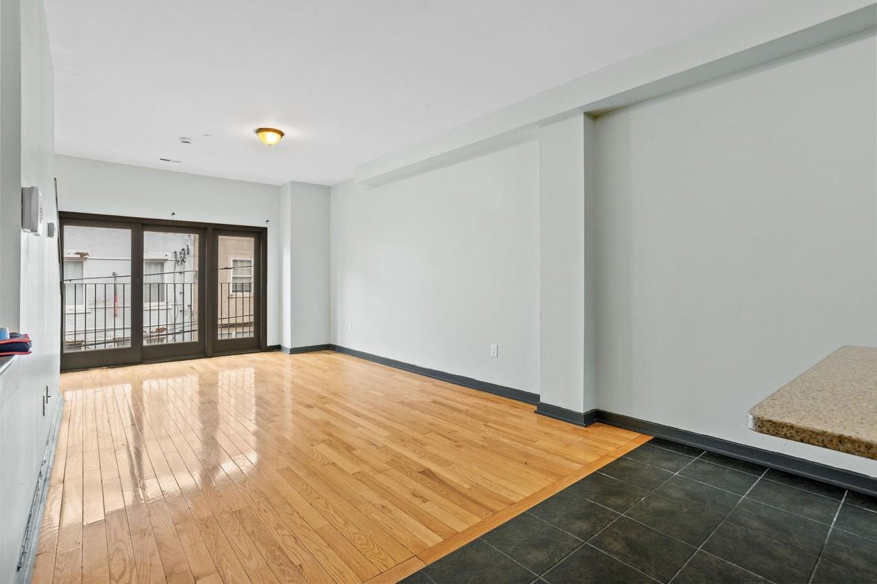 N Gratz St - Photo 4 of 12