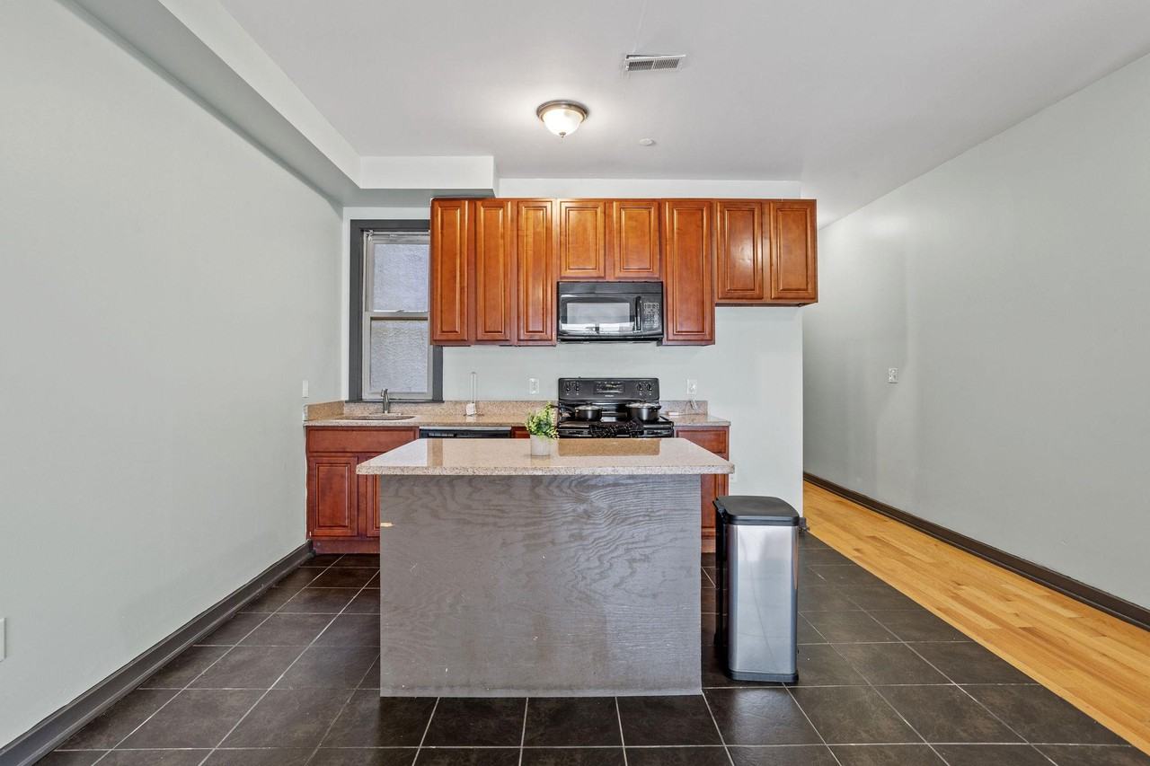 N Gratz St - Photo 5 of 12