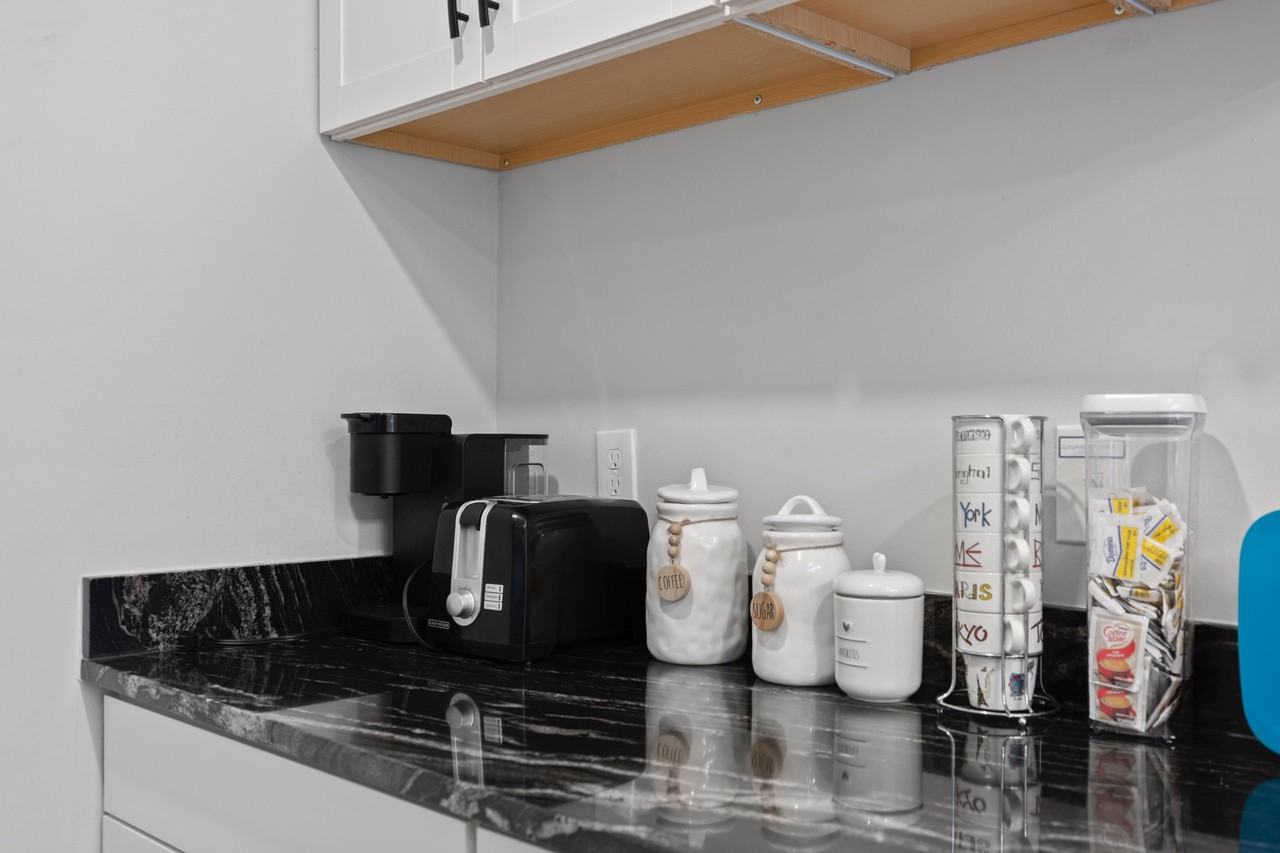 Dallas Street - Photo 5 of 13