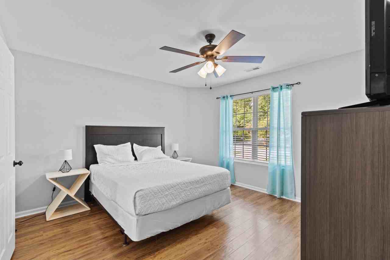 Dallas Street - Photo 7 of 13