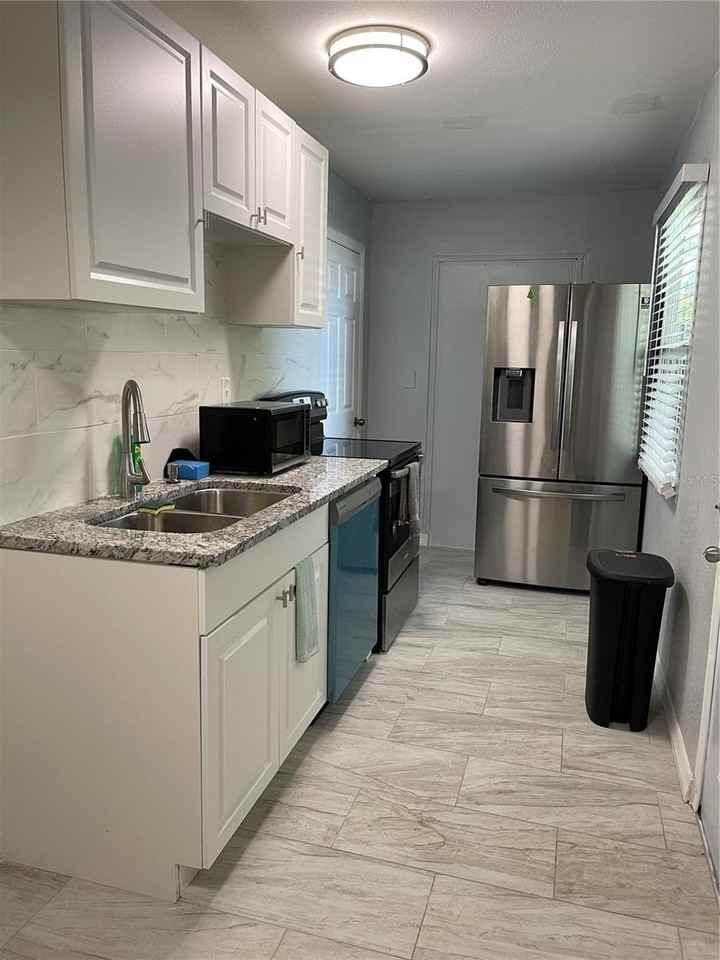 2485 Highland Acres Dr #B - Photo 4 of 25