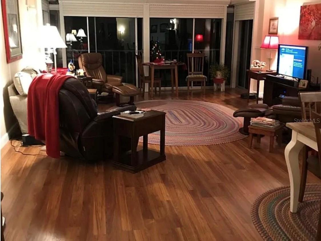 50 Harbor View Ln #23 - Photo 3 of 9