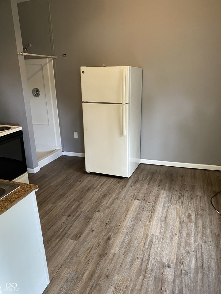 1131 N Rural St #E - Photo 2 of 6