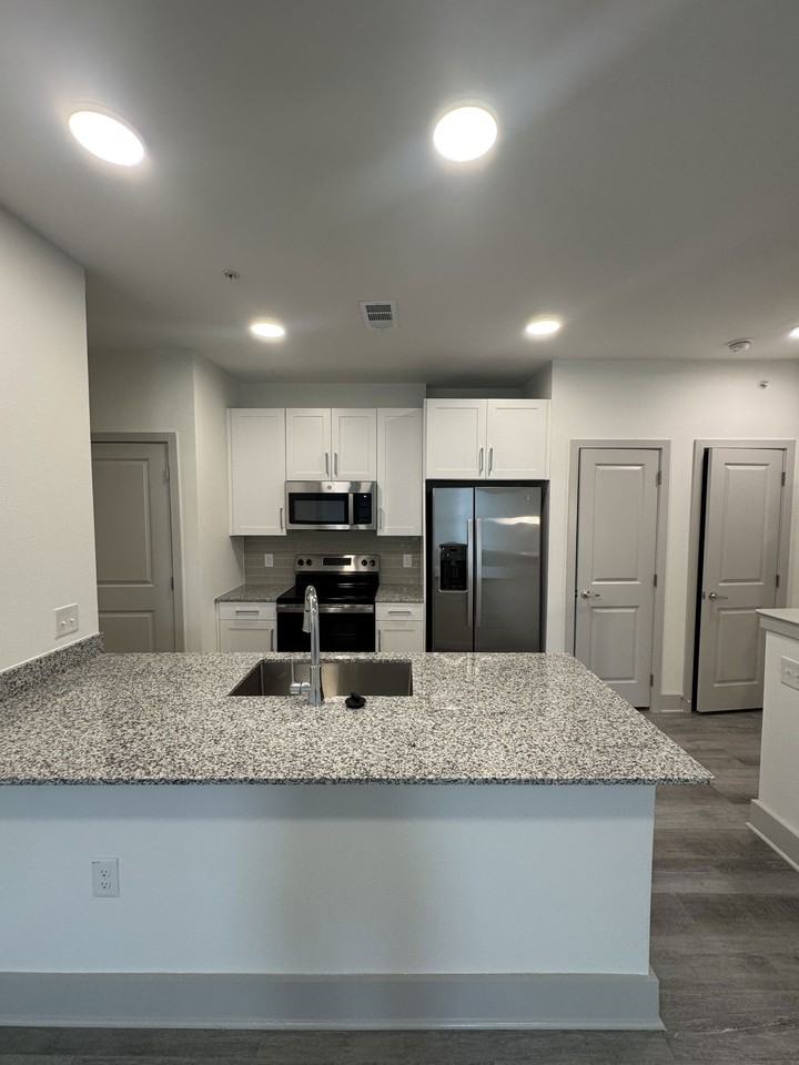 5432 Huffines Blvd #816