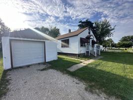 featured image of 42228 N 2nd Ave