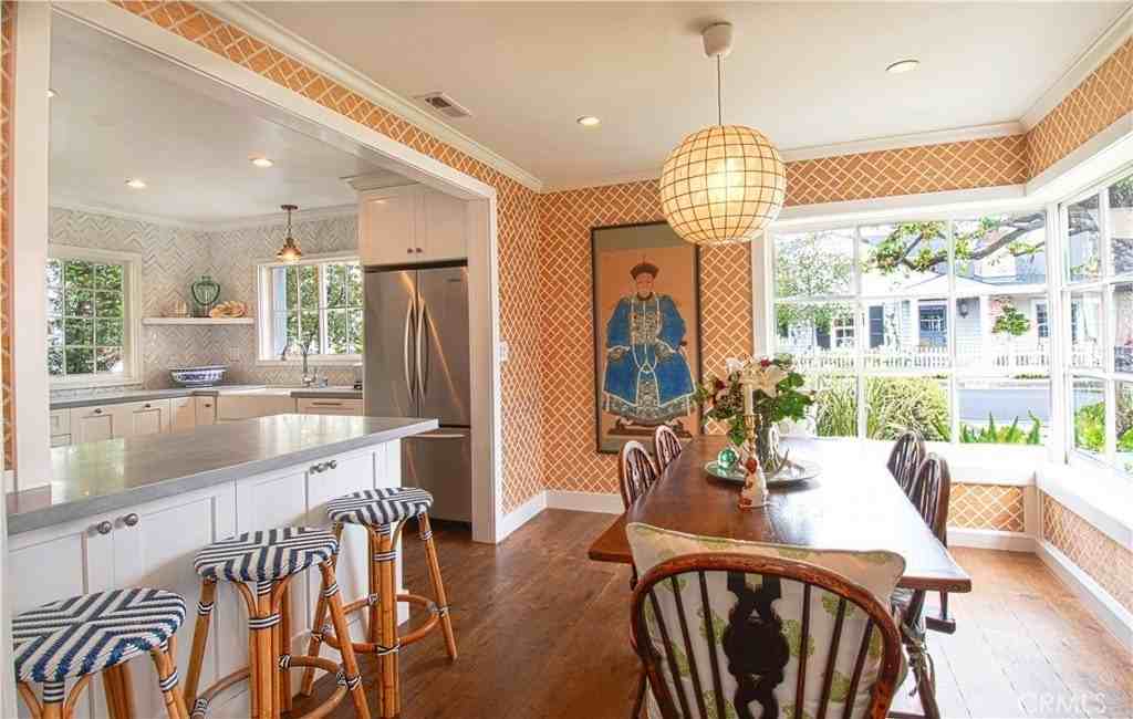 2516 Vista Dr - Photo 3 of 27