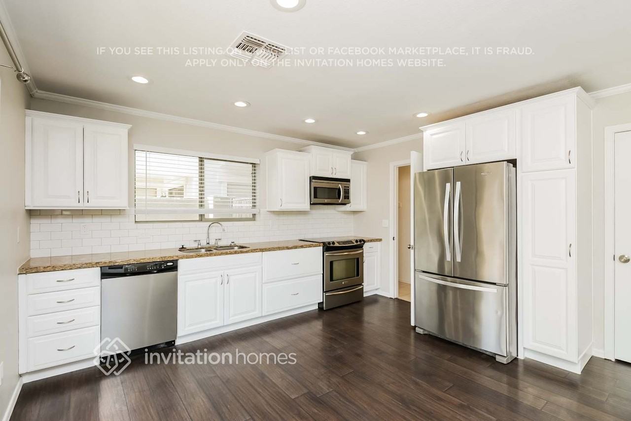 3642 E Constitution Dr - Photo 6 of 16
