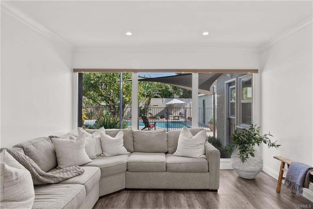 15221 San Jose St - Photo 3 of 8