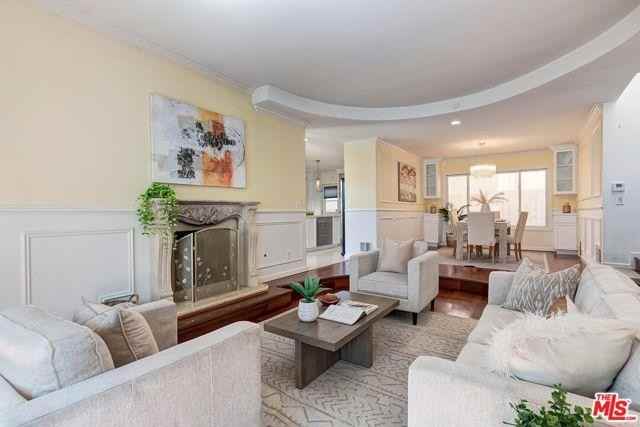 3804 Lenawee Ave - Photo 3 of 8