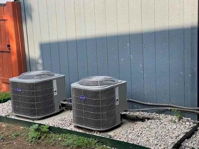 2315 Jimmydee Dr - Photo 3 of 14