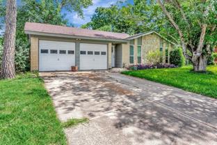 5913 Cathy Ct - Photo 1 of 1
