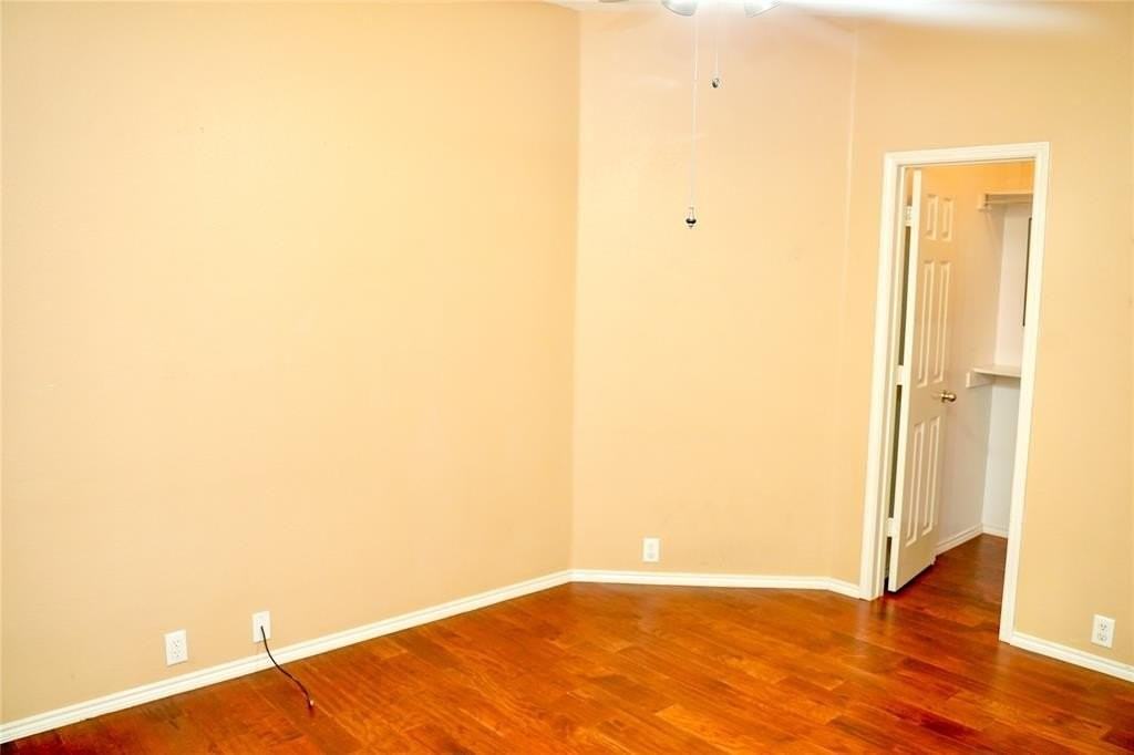 6018 Blue Oak Dr - Photo 4 of 27