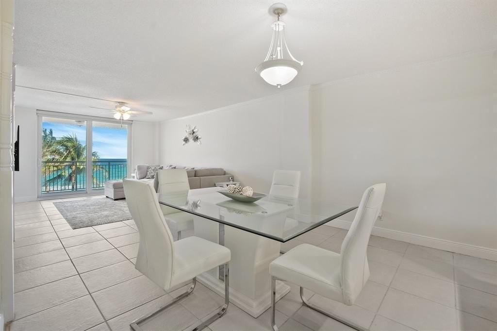 1051 Hillsboro Mile #305E - Photo 2 of 26