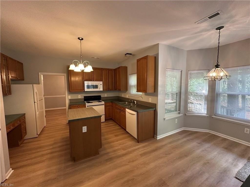 4706 Feldspar Quay - Photo 6 of 22