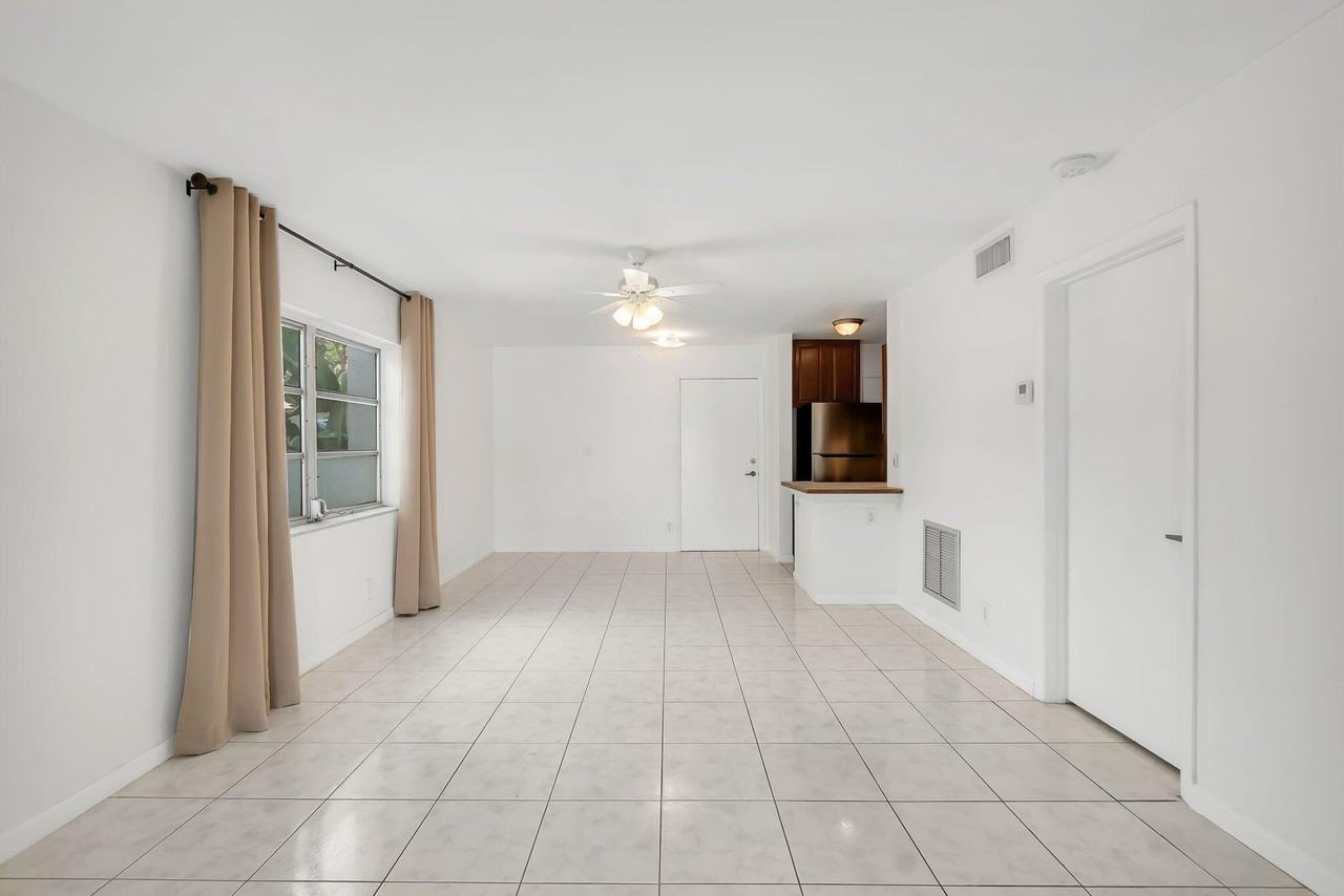 3040 Northeast 16th Avenue #101 - Photo 2 of 33