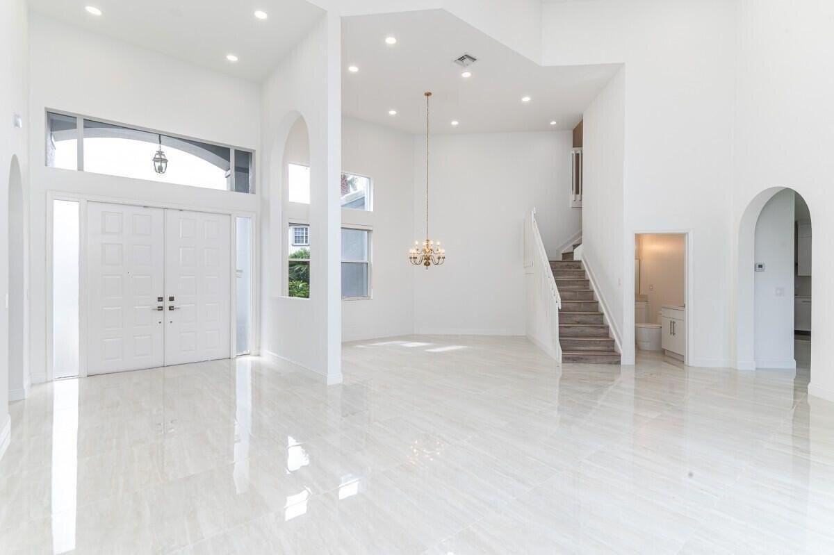 10879 Handel Pl - Photo 3 of 47