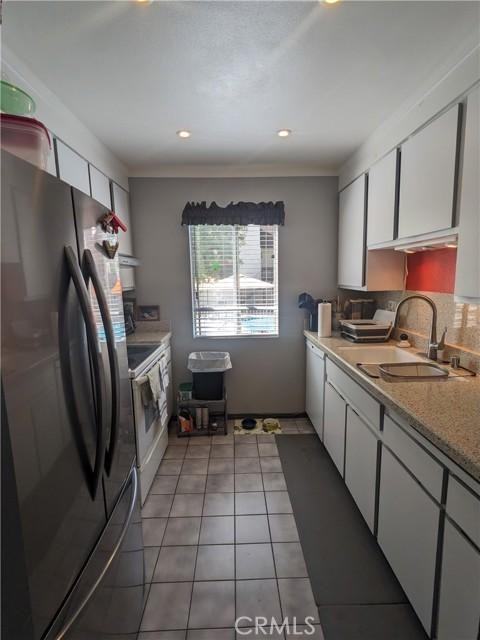 5108 Summertime Ln - Photo 3 of 32