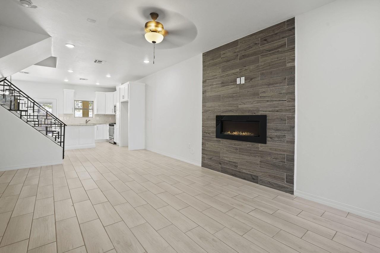 6315 Escondido Dr - Photo 2 of 18