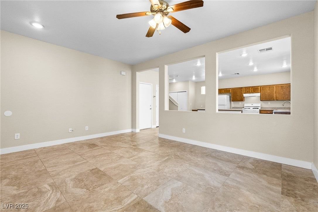 6743 Windingwood Street - Photo 5 of 26