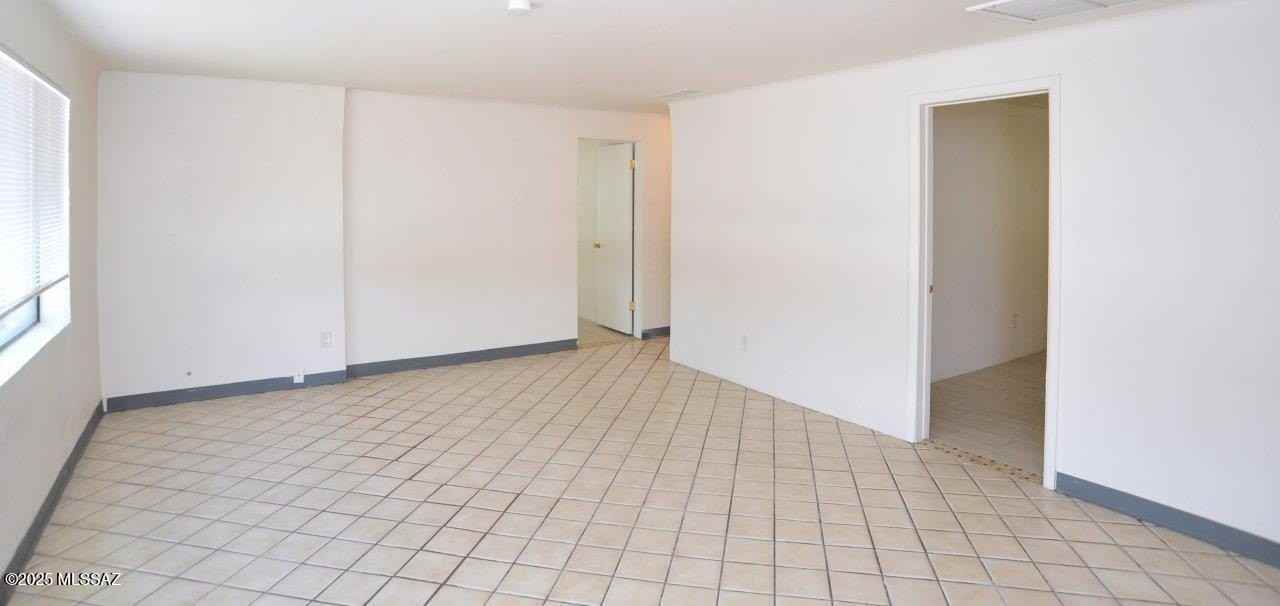 2605 N Palo Verde Ave - Photo 4 of 38