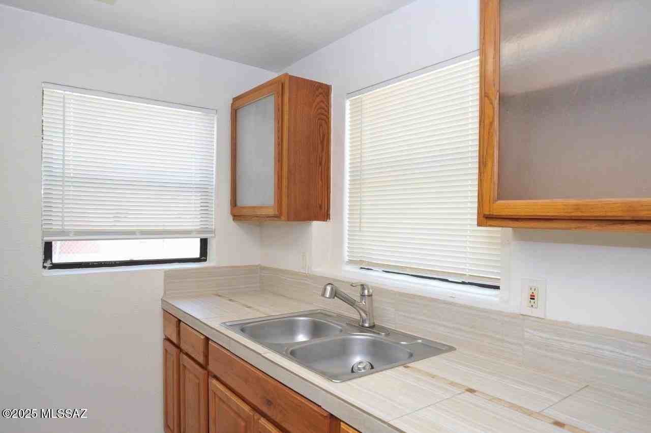 2605 N Palo Verde Ave - Photo 7 of 38