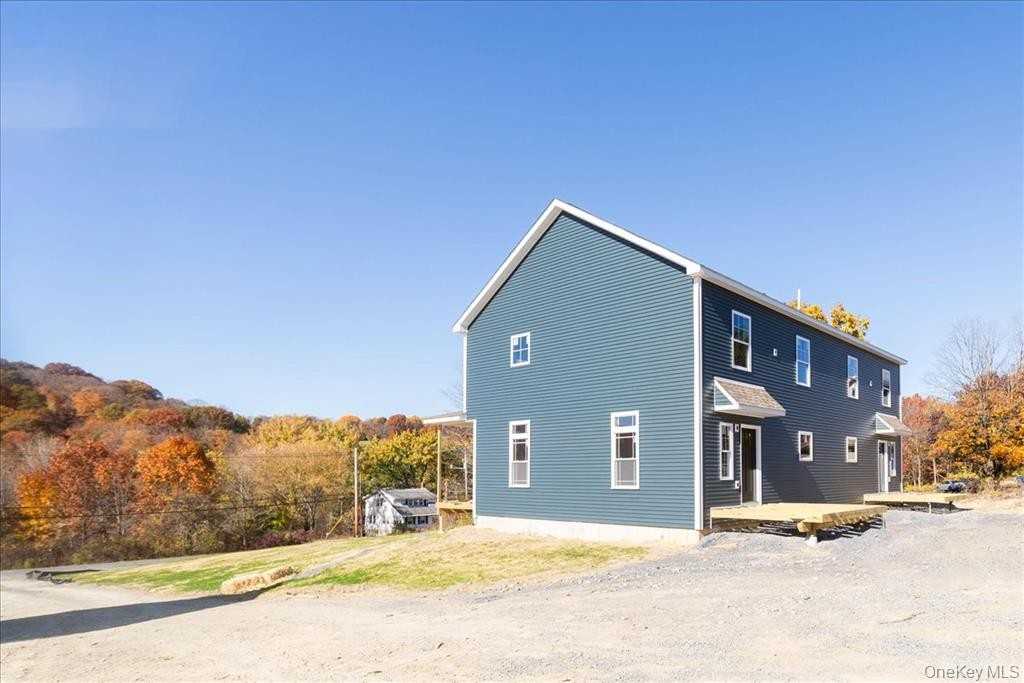 104 North Rd - Photo 4 of 7