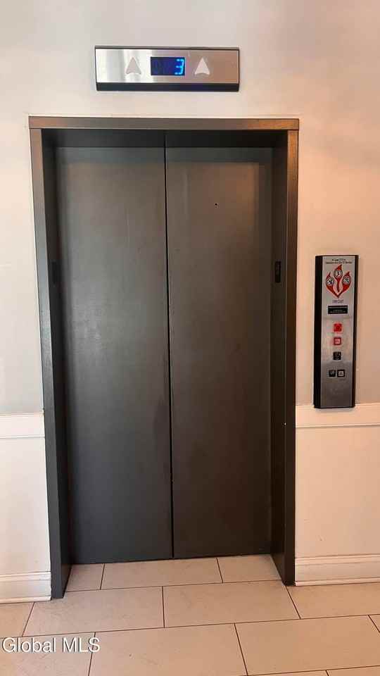 733 Broadway - Photo 5 of 35