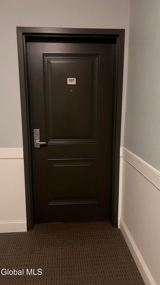 733 Broadway - Photo 7 of 35