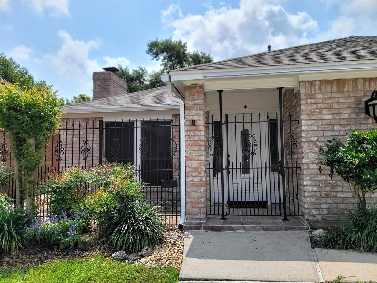 6511 Pauma Dr - Photo 2 of 35