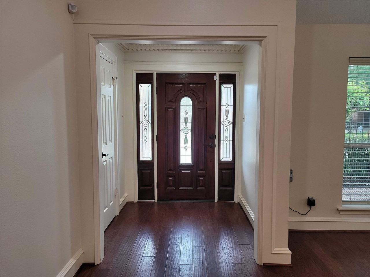 6511 Pauma Dr - Photo 4 of 35