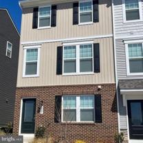 327 Presidents Pointe Ave - Photo 1 of 1