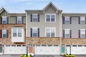 featured image of 6804 Sycamore Way