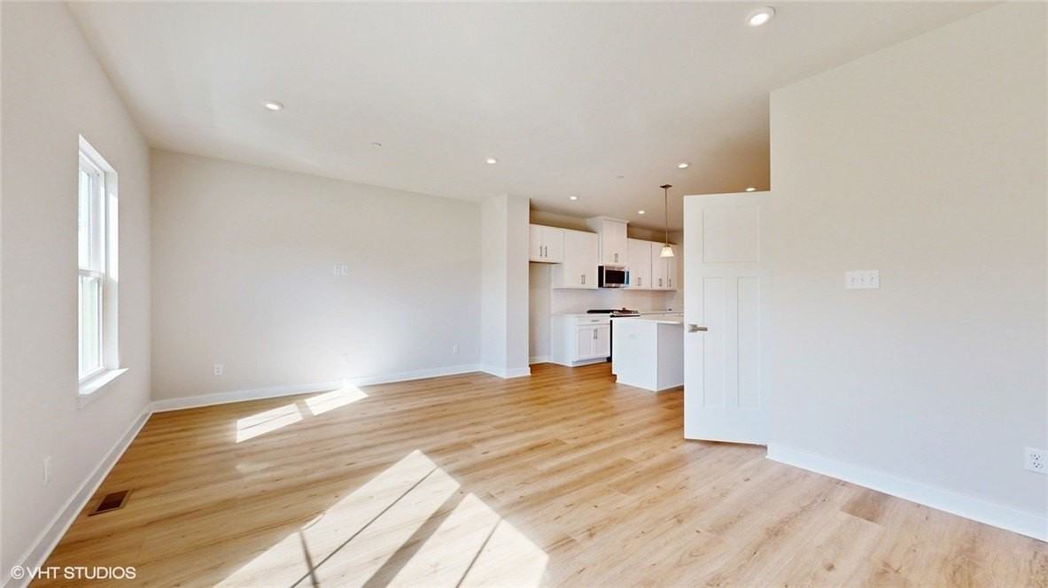 6804 Sycamore Way - Photo 5 of 50