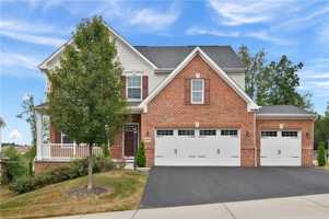 featured image of 3005 Eagle Ridge Dr