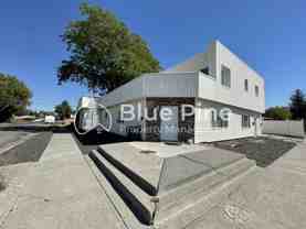 301 E 18th St #3 - Photo 1 of 1