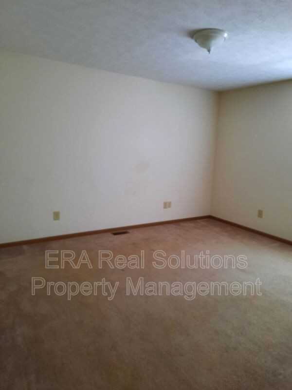 2027 Heritage Dr #2039 - Photo 3 of 7