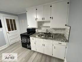 426 S Beaumont Ave - Photo 1 of 1