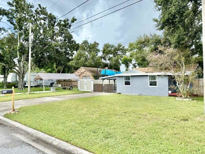 4528 70th St N - Photo 7 of 50