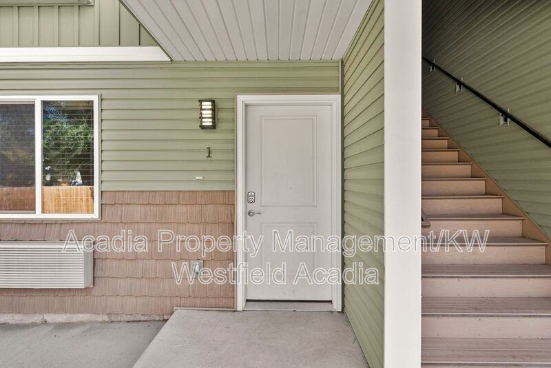 1430 S 4th Ave #1 - Photo 4 of 50