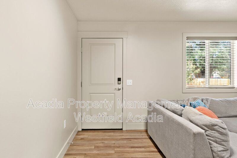 1430 S 4th Ave #1 - Photo 5 of 50