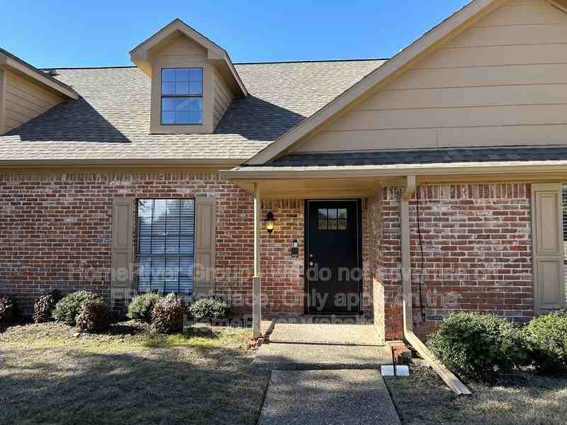 16407 Lauder Ln - Photo 2 of 28